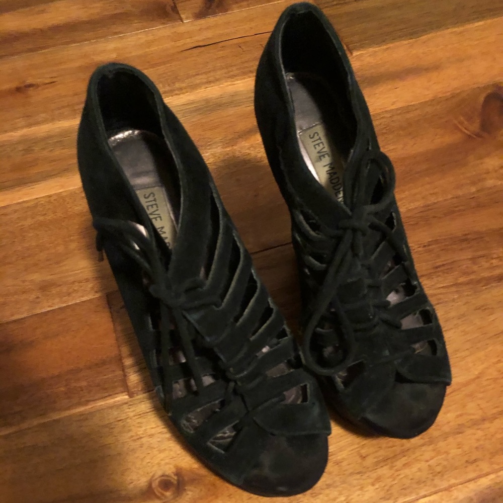 Steve Madden Lace Up Wedge